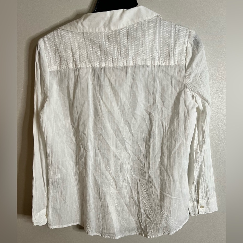 CHICOS White embroidered long sleeve shirt - Picture 3 of 4